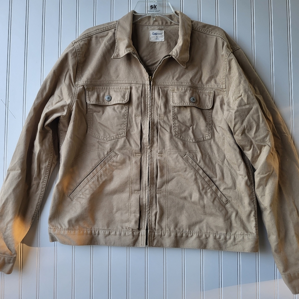 GAP DENIM JACKET COLOR Tan. SZ XL